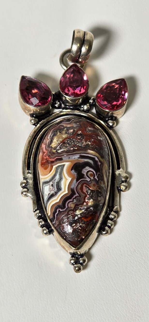 205 – Lace Agate & Pink Crystal – Sterling Silver – Pendant